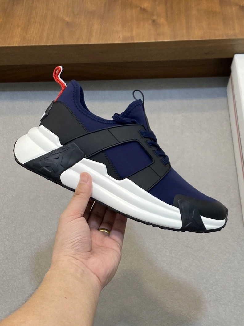 EyeCatching Mxnclxr Sneakers 197271