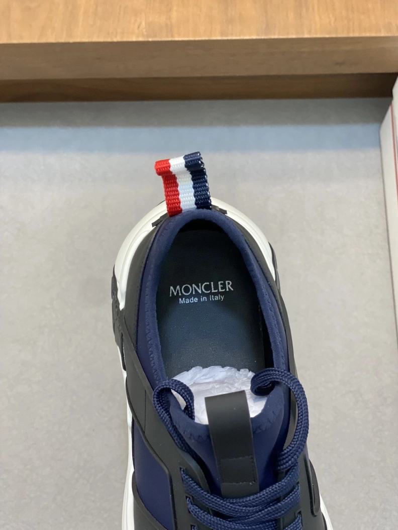EyeCatching Mxnclxr Sneakers 197271
