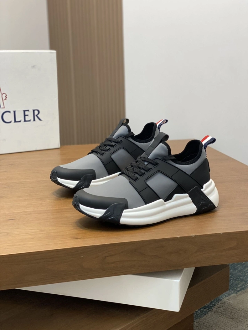 HighQuality Mxnclxr Sneakers 197274