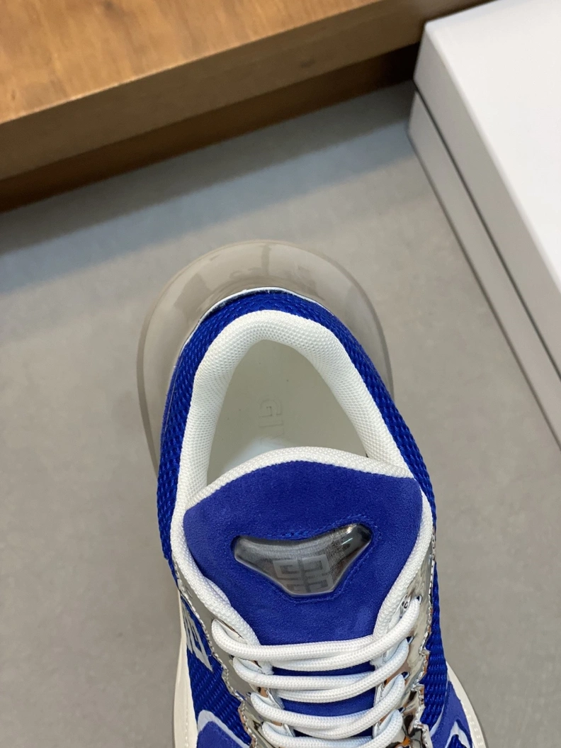 Gxvxnchy Sneakers Bright 152176