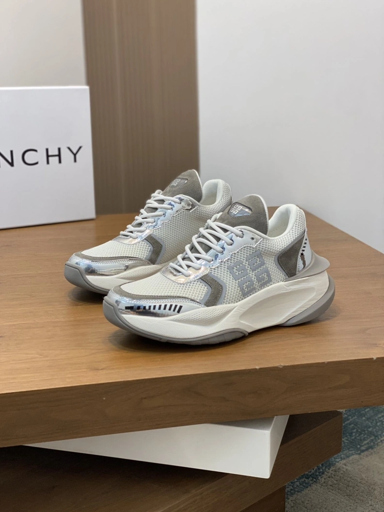Breathable Gxvxnchy Sneakers 152175