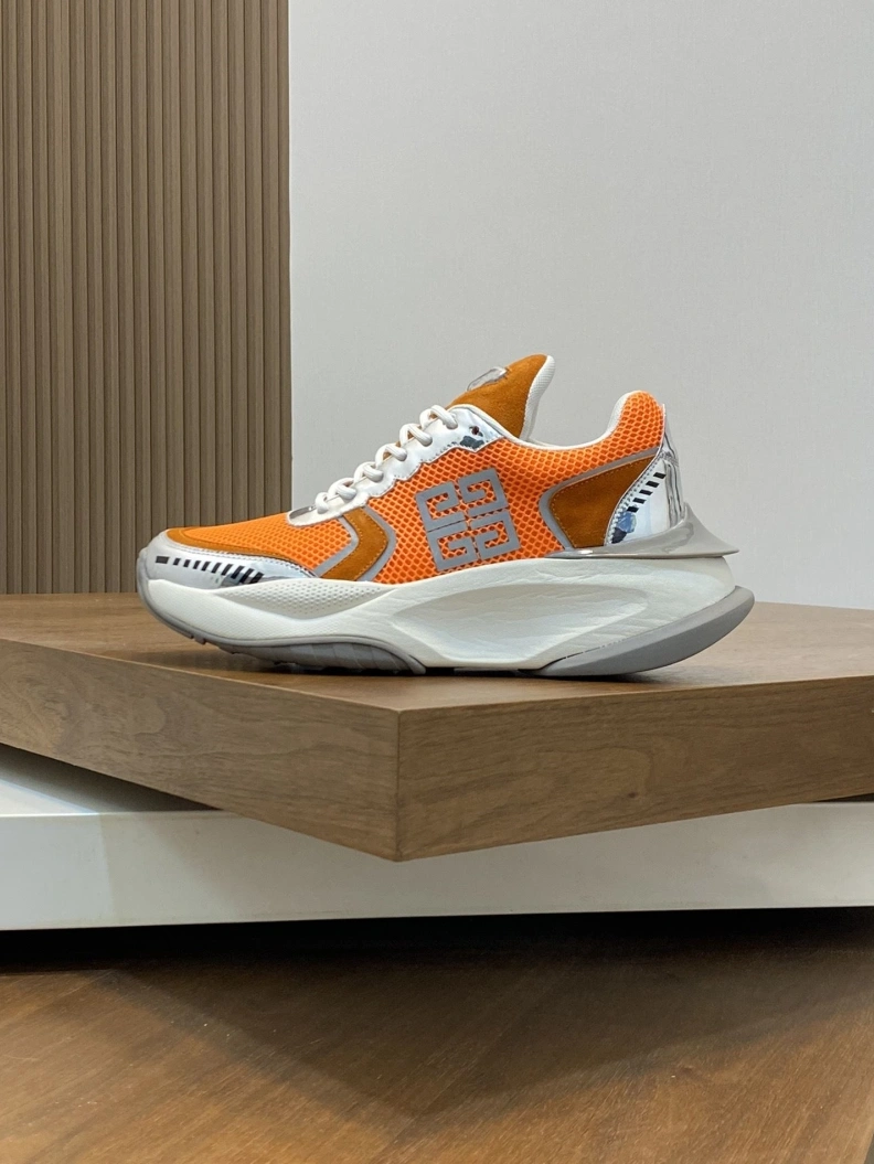 Comfortable Gxvxnchy Sneakers 152174