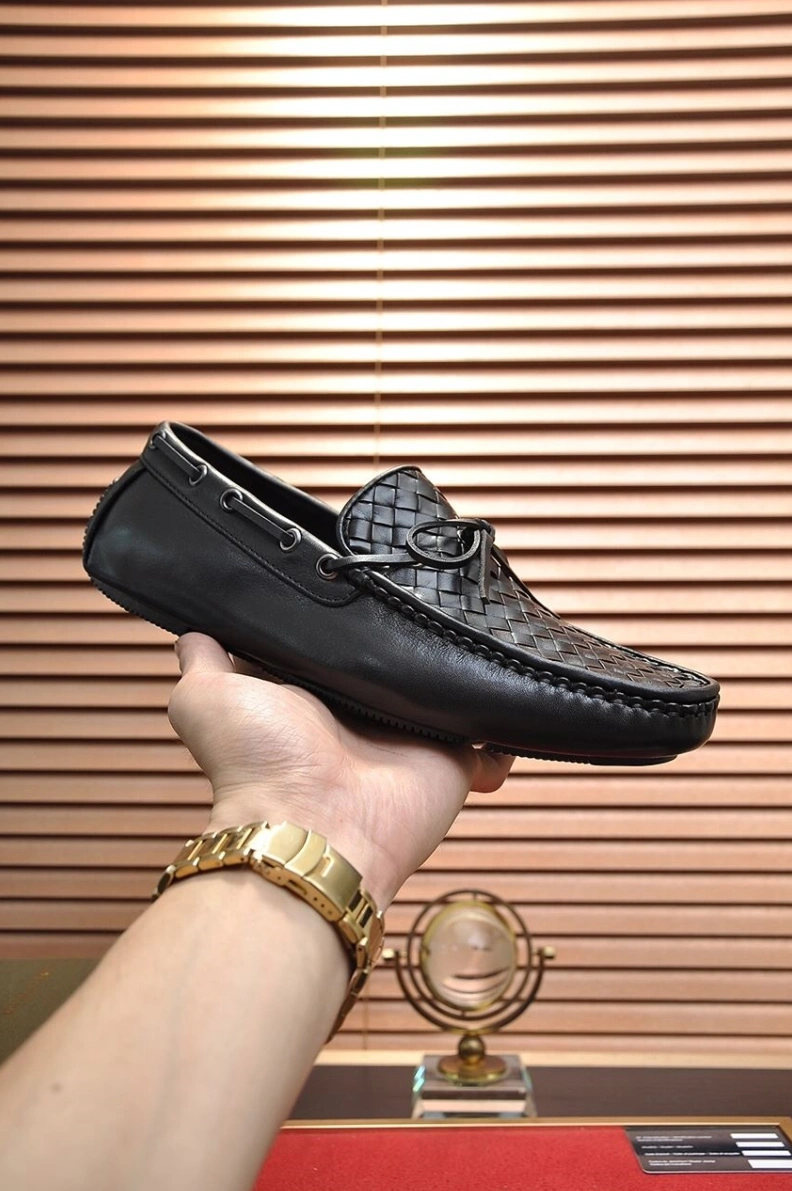 Bold Bxttxga Vxnxta Leather Shoes 112466
