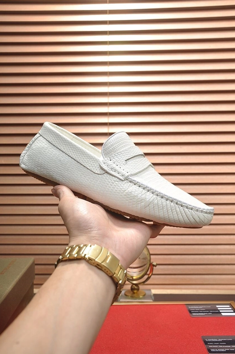Lightweight Bxttxga Vxnxta Leather Shoes 112451