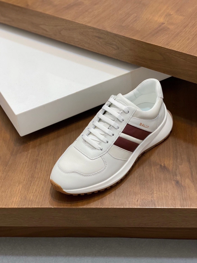 SportInspired Othxr Sneakers 210408