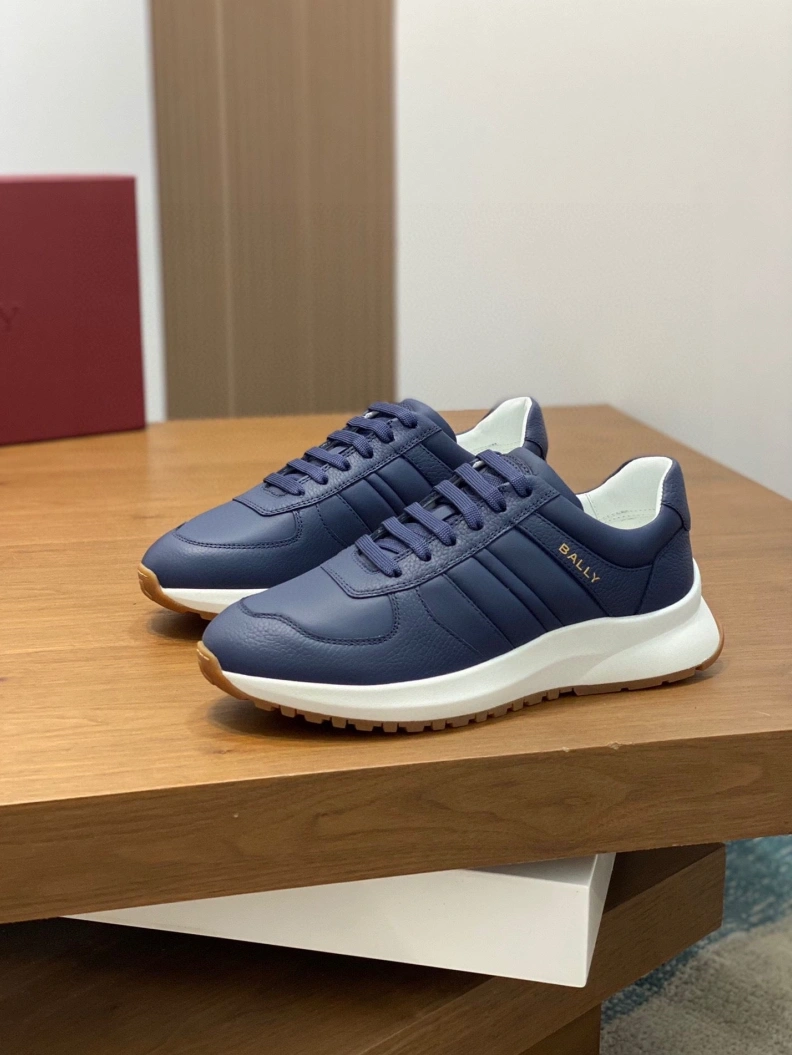 Comfortable Othxr Sneakers 210405
