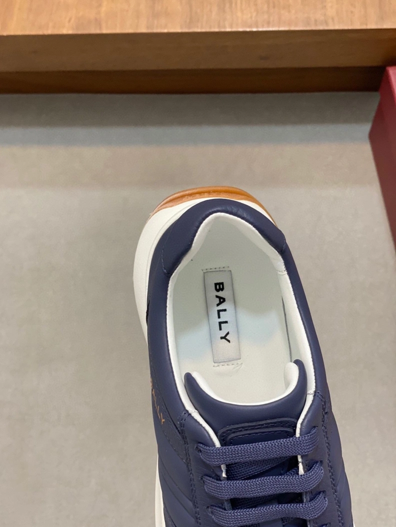 Comfortable Othxr Sneakers 210405