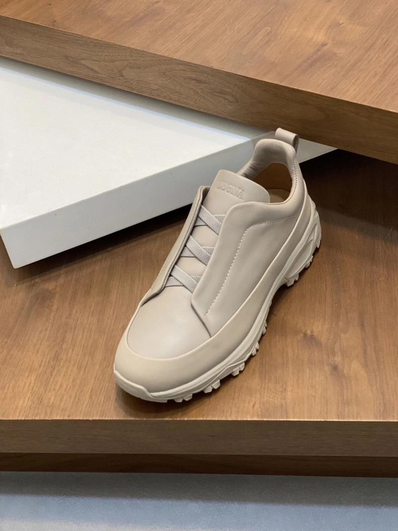 Othxr Sneakers WellDesigned 210426
