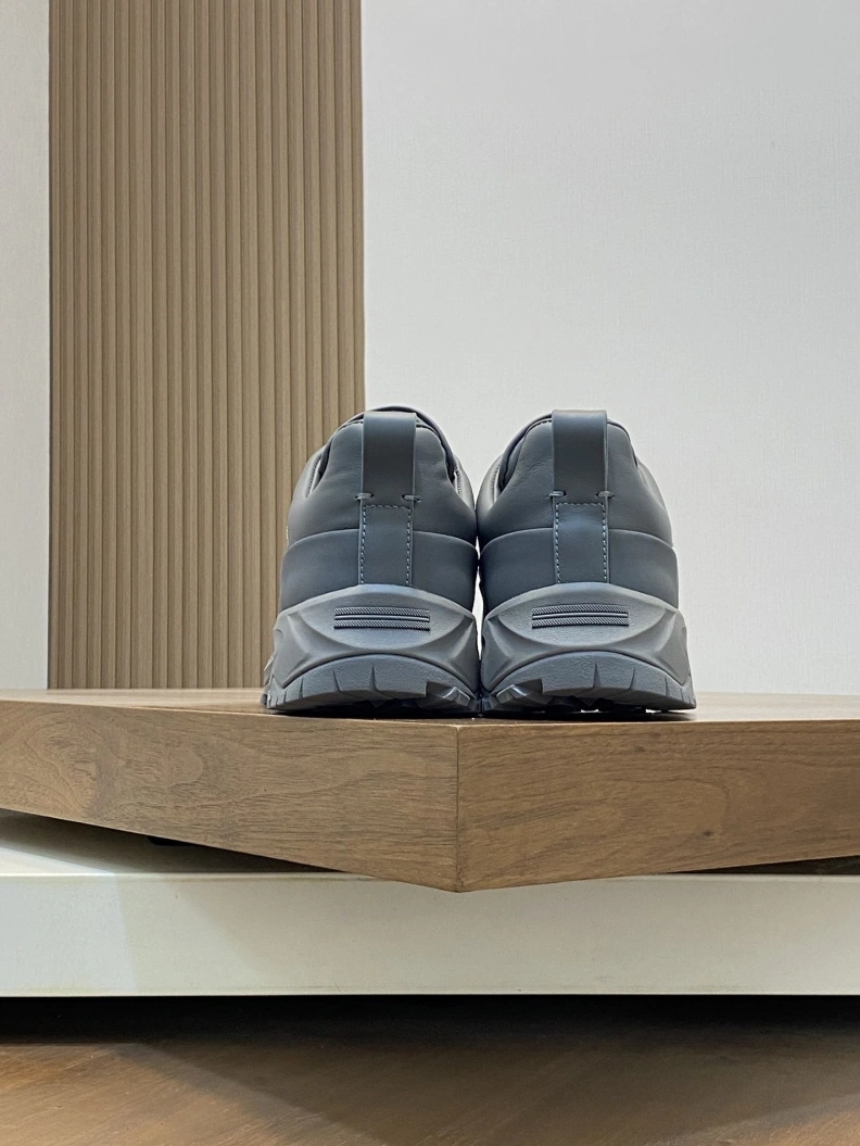 Stylish Othxr Sneakers 210418