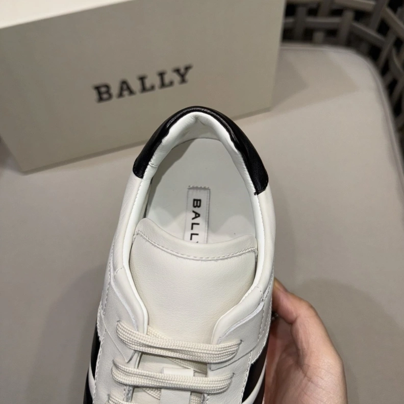 Othxr Sneakers Versatile 210407
