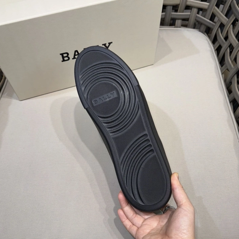 Resilient Othxr Sneakers 210411