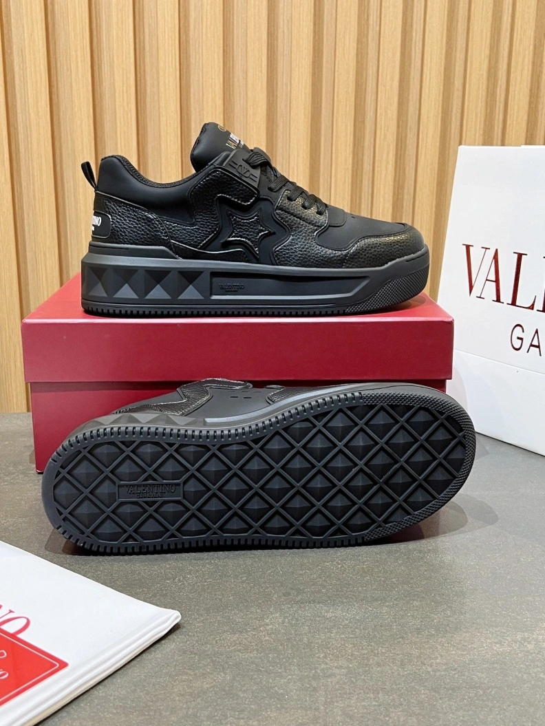 Comfortable Vxlxntino Sneakers 229031