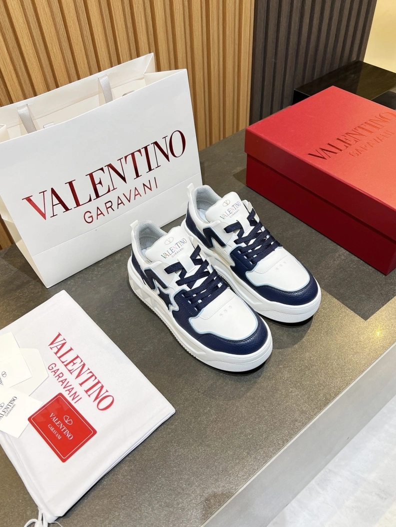 Durable Vxlxntino Sneakers 229026