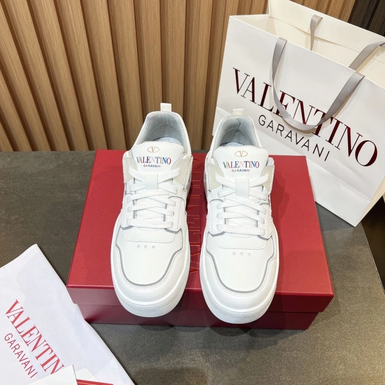 Bright Vxlxntino Sneakers 229018