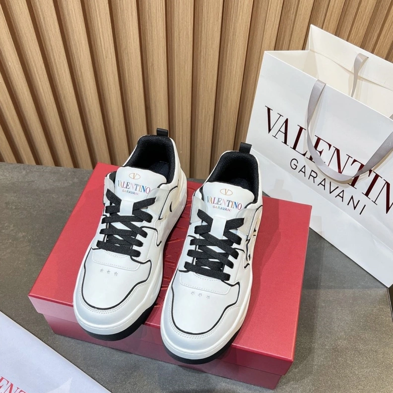 Resilient Vxlxntino Sneakers 229030