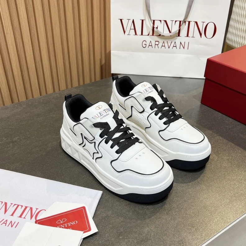 Resilient Vxlxntino Sneakers 229030