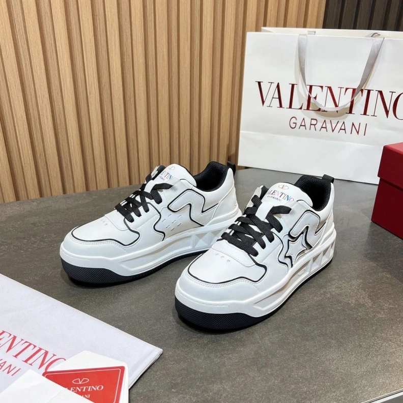 Resilient Vxlxntino Sneakers 229030