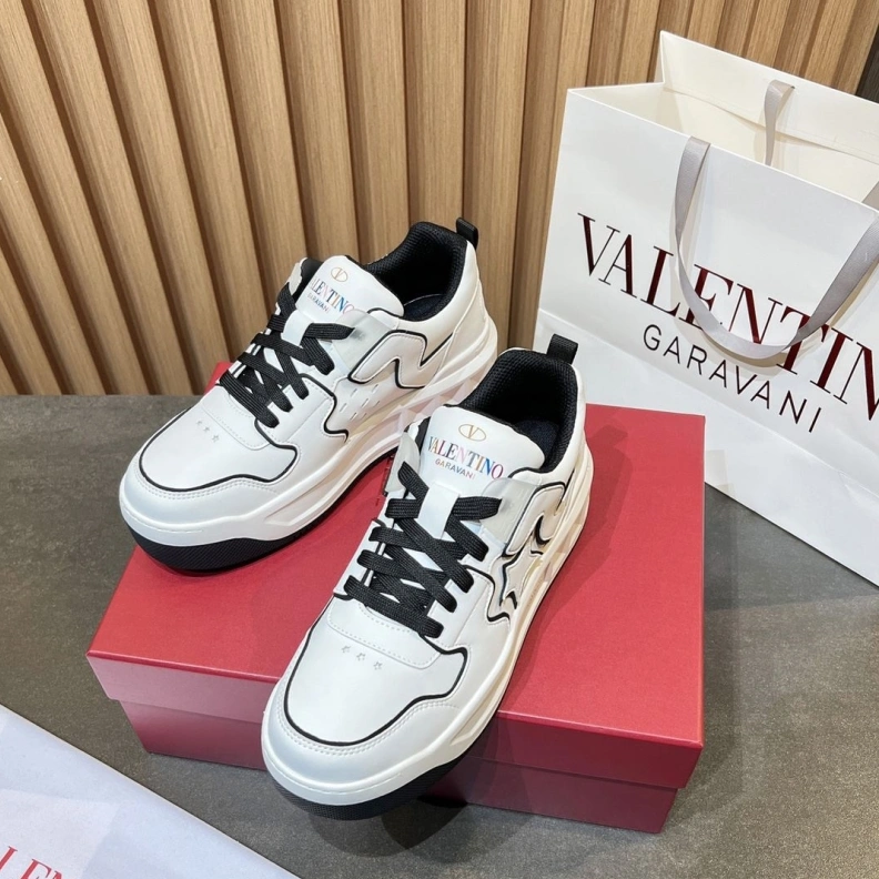Resilient Vxlxntino Sneakers 229030