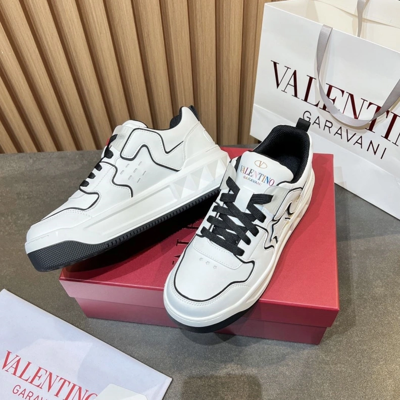 Resilient Vxlxntino Sneakers 229030