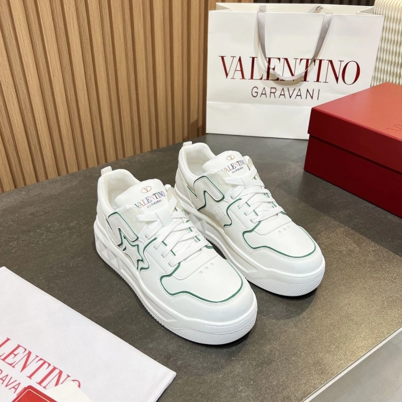 Bright Vxlxntino Sneakers 229020