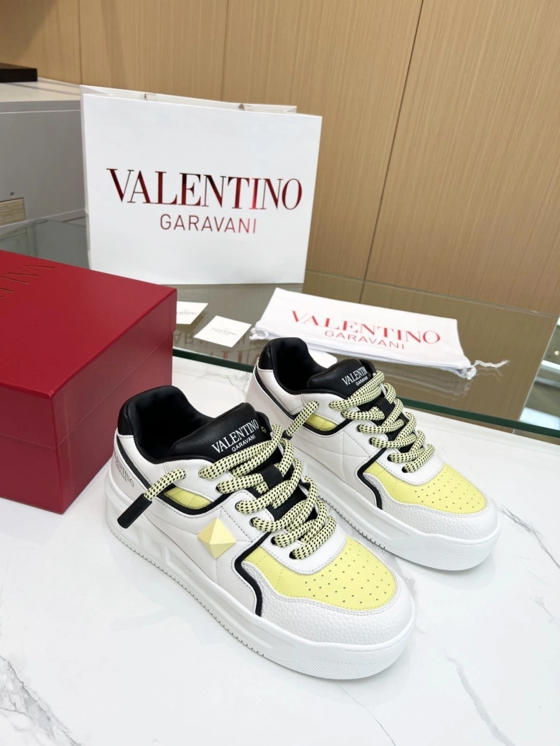 EyeCatching Vxlxntino Sneakers 229015