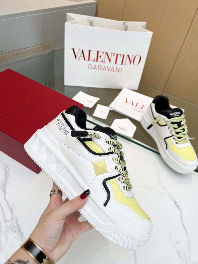 EyeCatching Vxlxntino Sneakers 229015