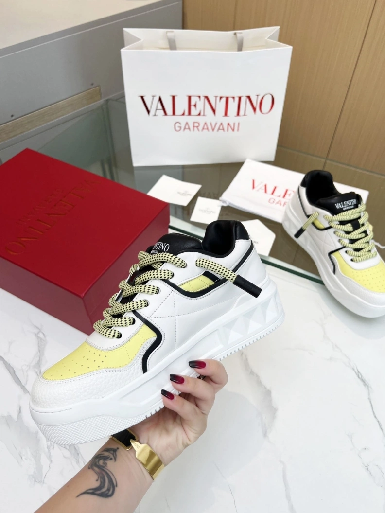 EyeCatching Vxlxntino Sneakers 229015
