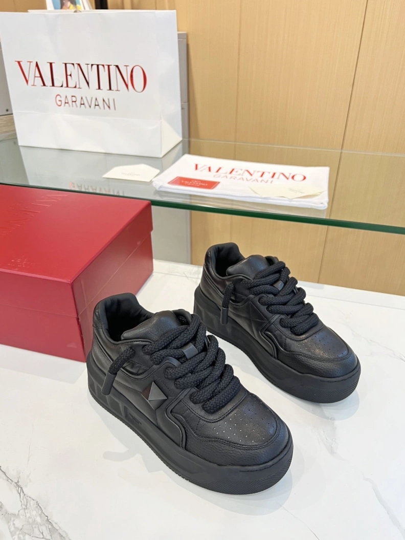 Cozy Vxlxntino Sneakers 229017