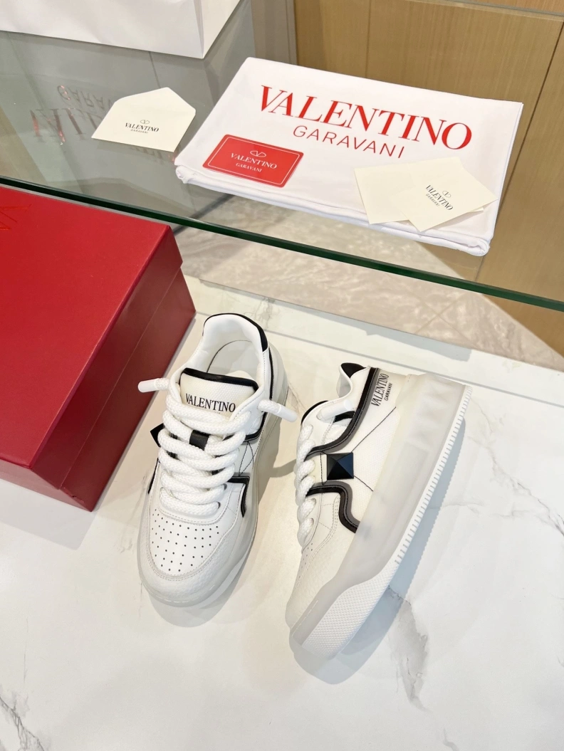 Comfortable Vxlxntino Sneakers 229009