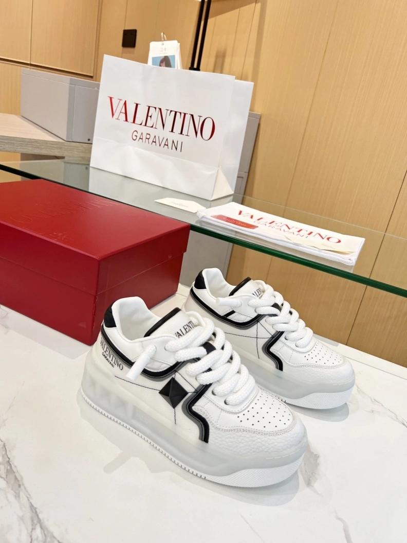 Comfortable Vxlxntino Sneakers 229009