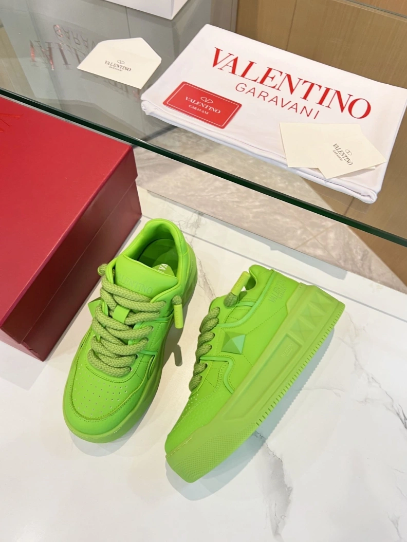 AllSeason Vxlxntino Sneakers 229008