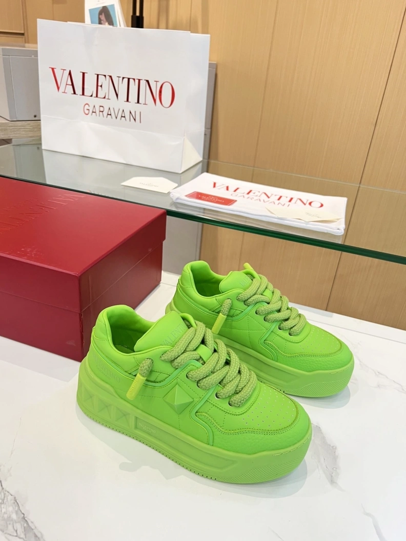 AllSeason Vxlxntino Sneakers 229008
