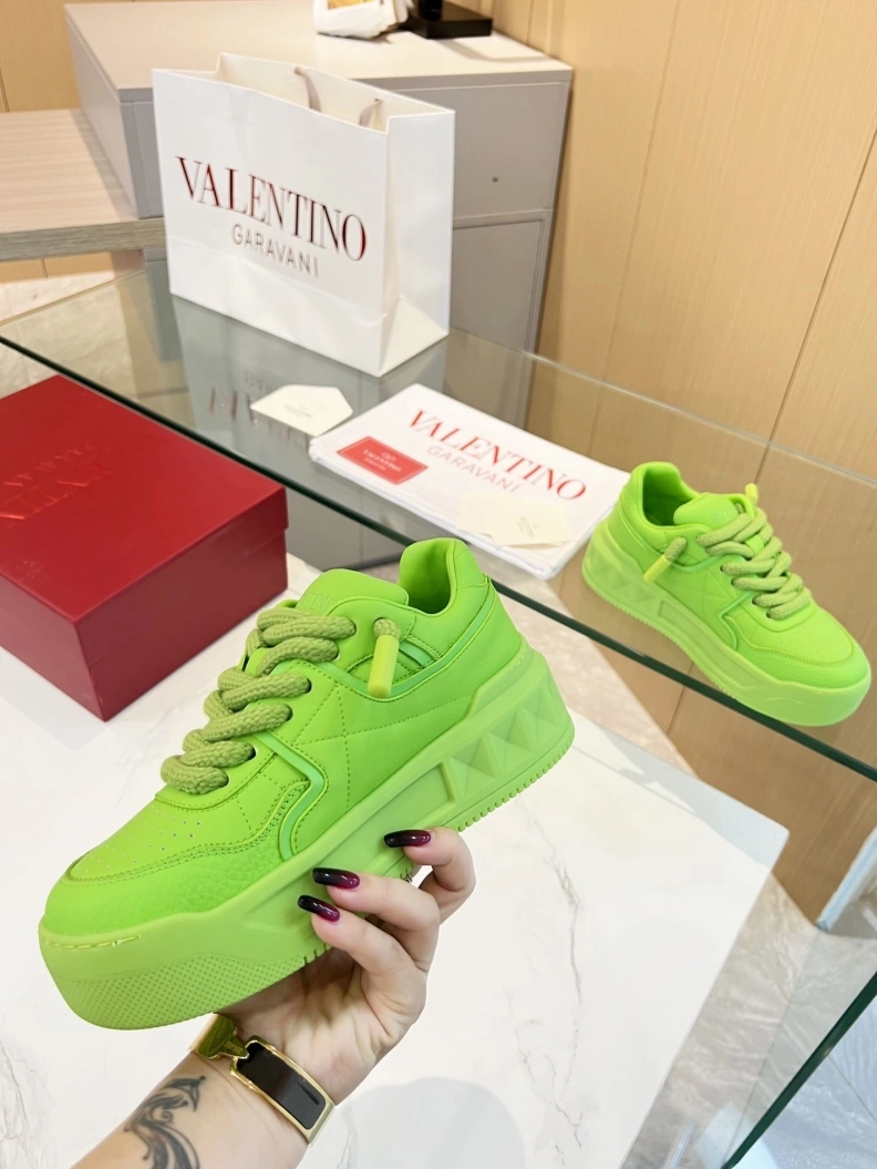 AllSeason Vxlxntino Sneakers 229008