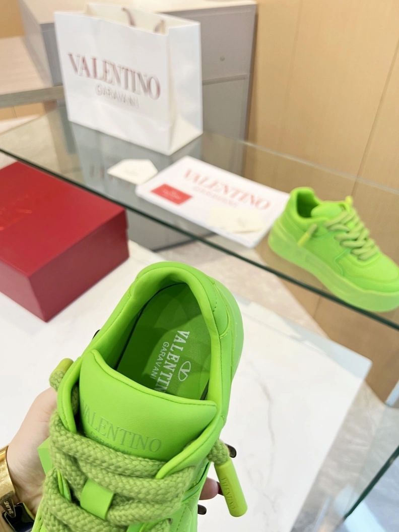 AllSeason Vxlxntino Sneakers 229008