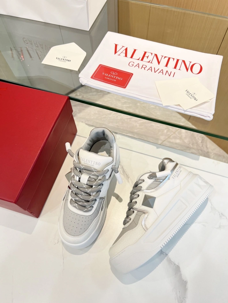 Sleek Vxlxntino Sneakers 229004