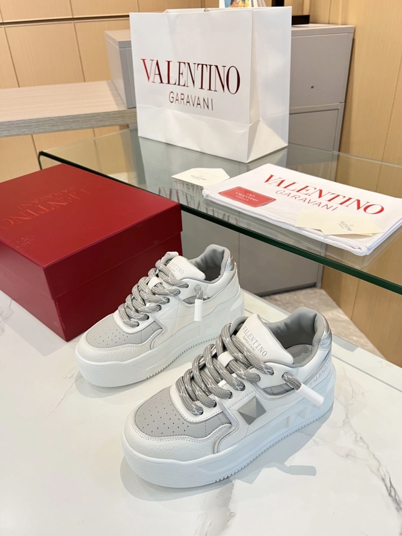 Sleek Vxlxntino Sneakers 229004