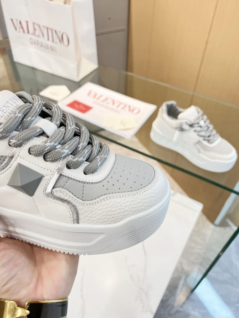 Sleek Vxlxntino Sneakers 229004