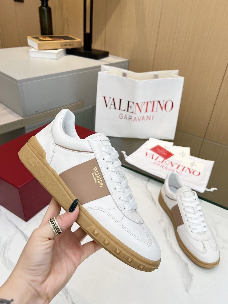 SportInspired Vxlxntino Sneakers 229000