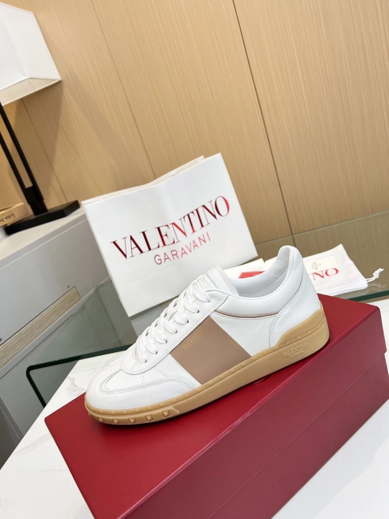 SportInspired Vxlxntino Sneakers 229000