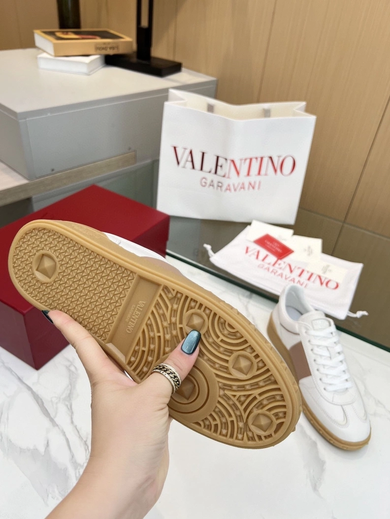 SportInspired Vxlxntino Sneakers 229000