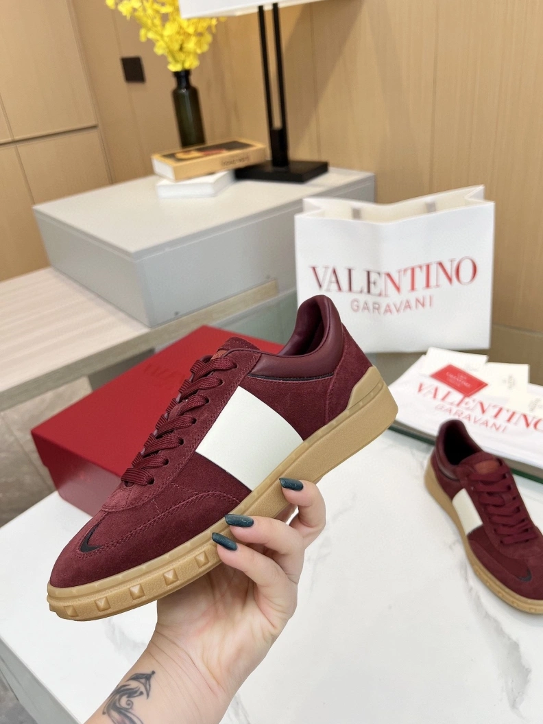 Practical Vxlxntino Sneakers 228997