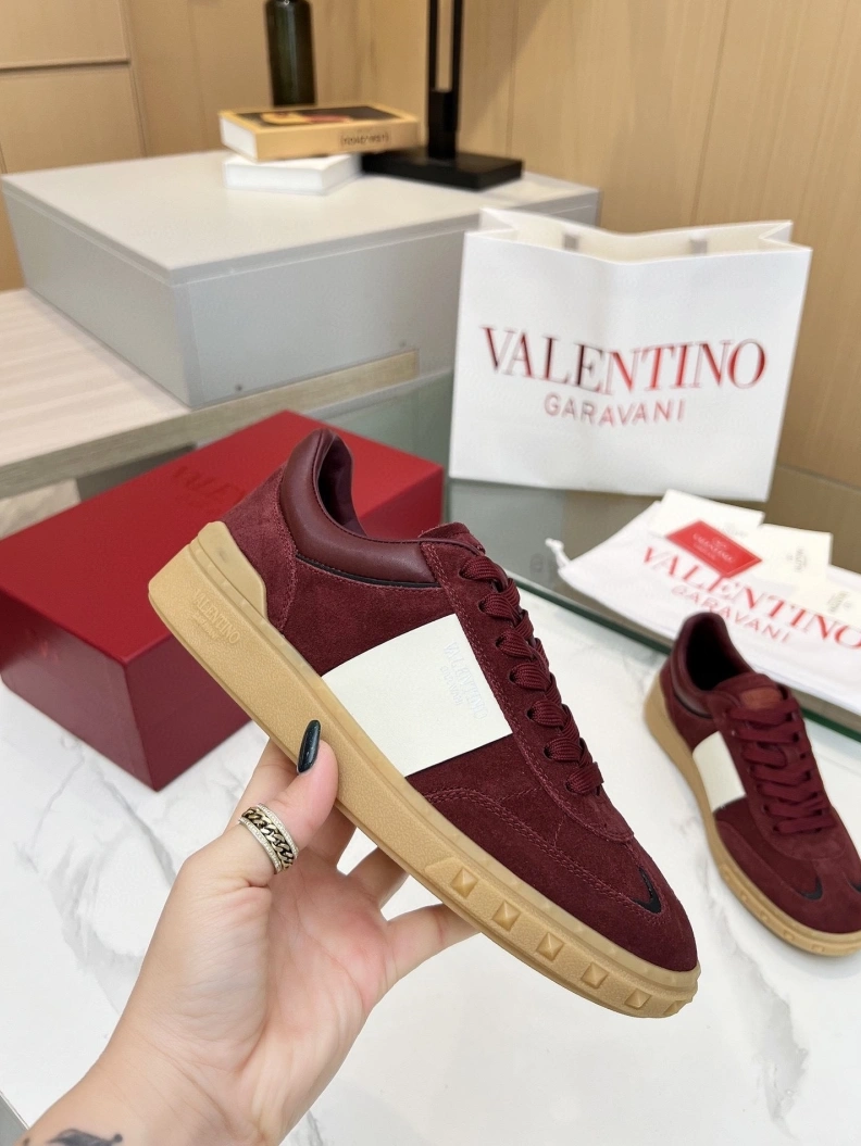Practical Vxlxntino Sneakers 228997