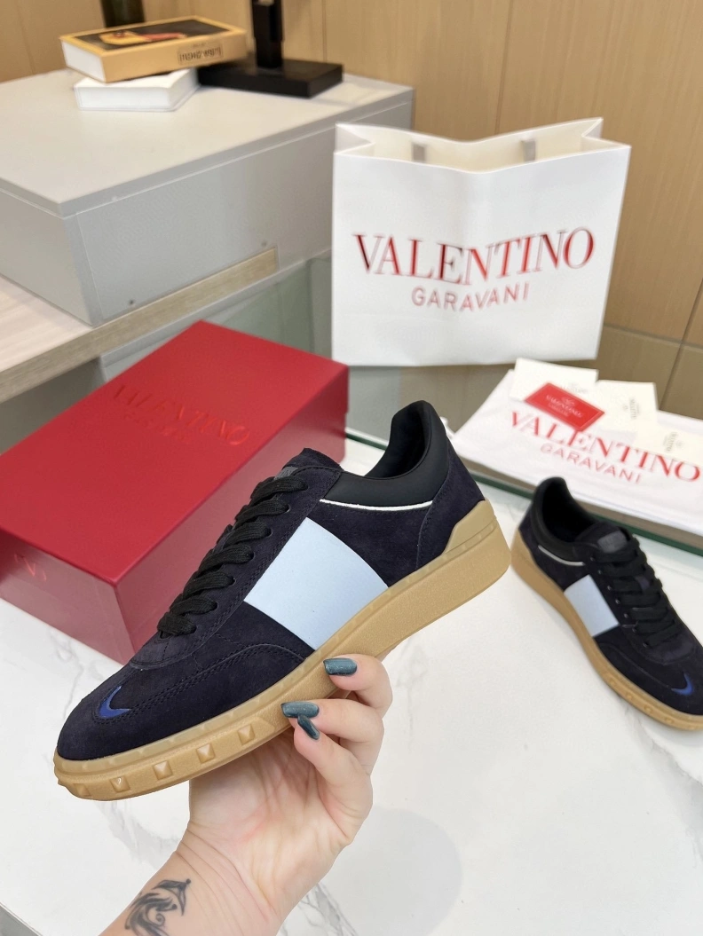 Timeless Vxlxntino Sneakers 228999