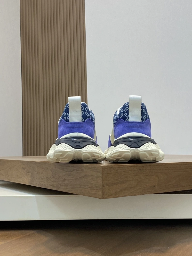Gxvxnchy Sneakers Classic 152169