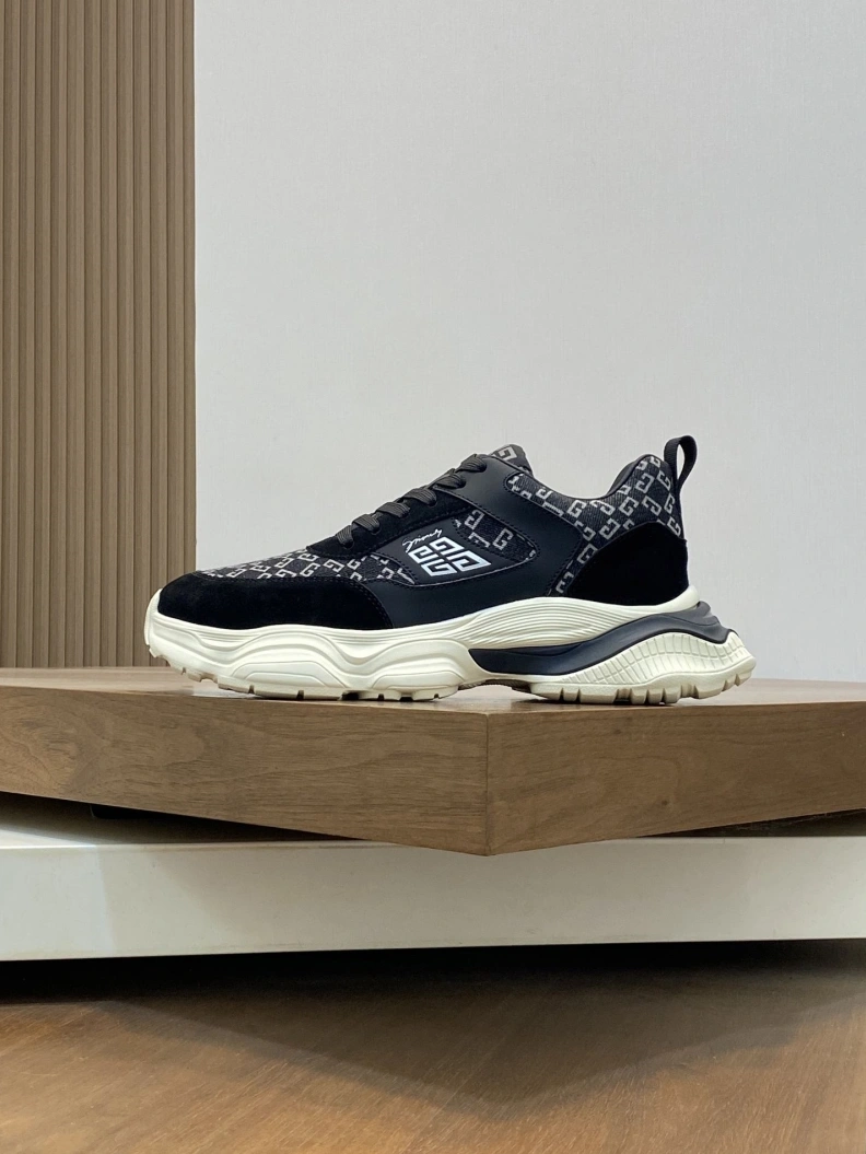 Gxvxnchy Sneakers StreetReady 152168