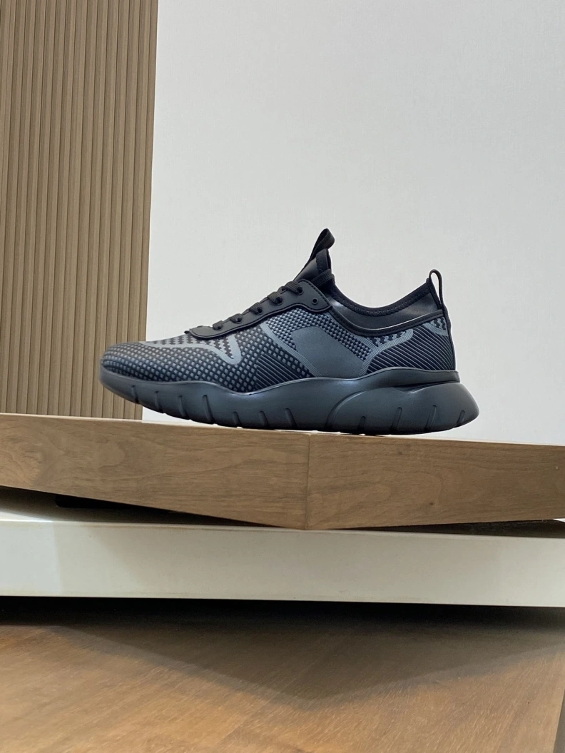 Unique Othxr Sneakers 210406