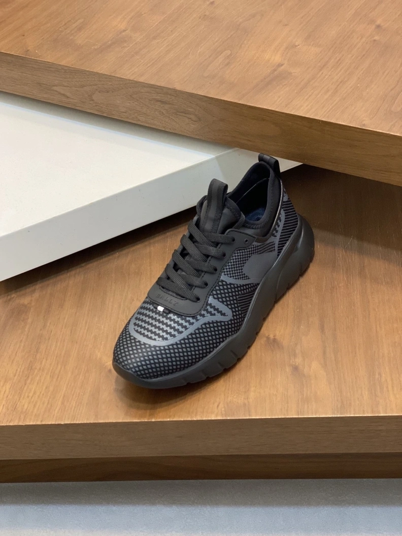 Unique Othxr Sneakers 210406