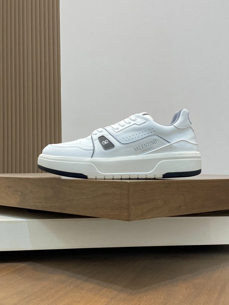 Timeless Vxlxntino Sneakers 228985