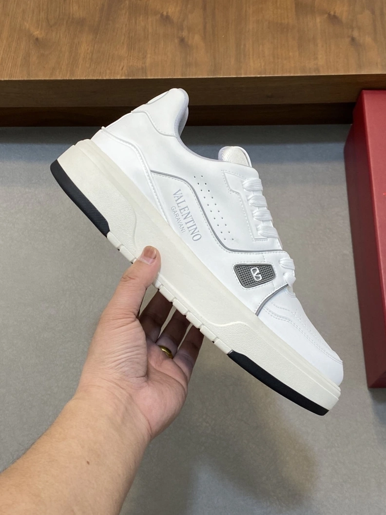 Timeless Vxlxntino Sneakers 228985