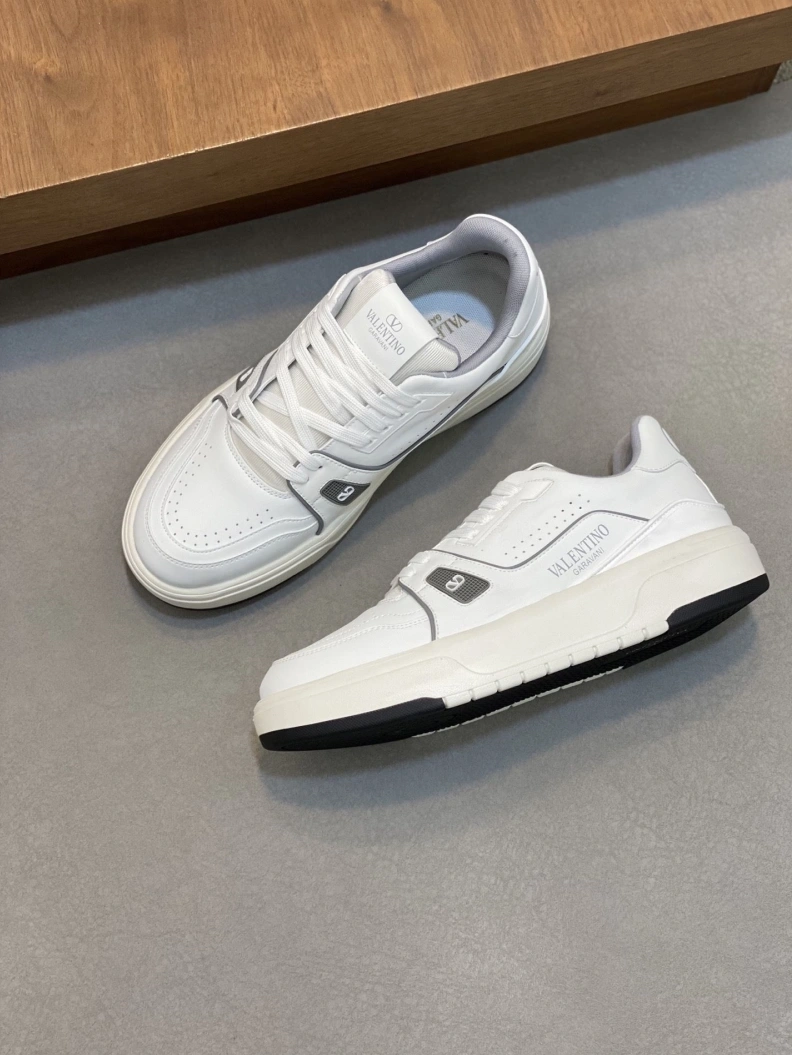 Timeless Vxlxntino Sneakers 228985